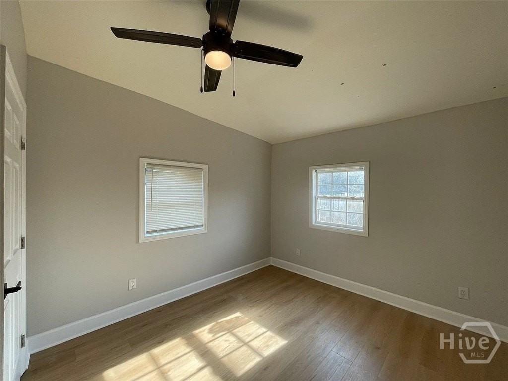 29 Cornwall St - Photo 6 of 18