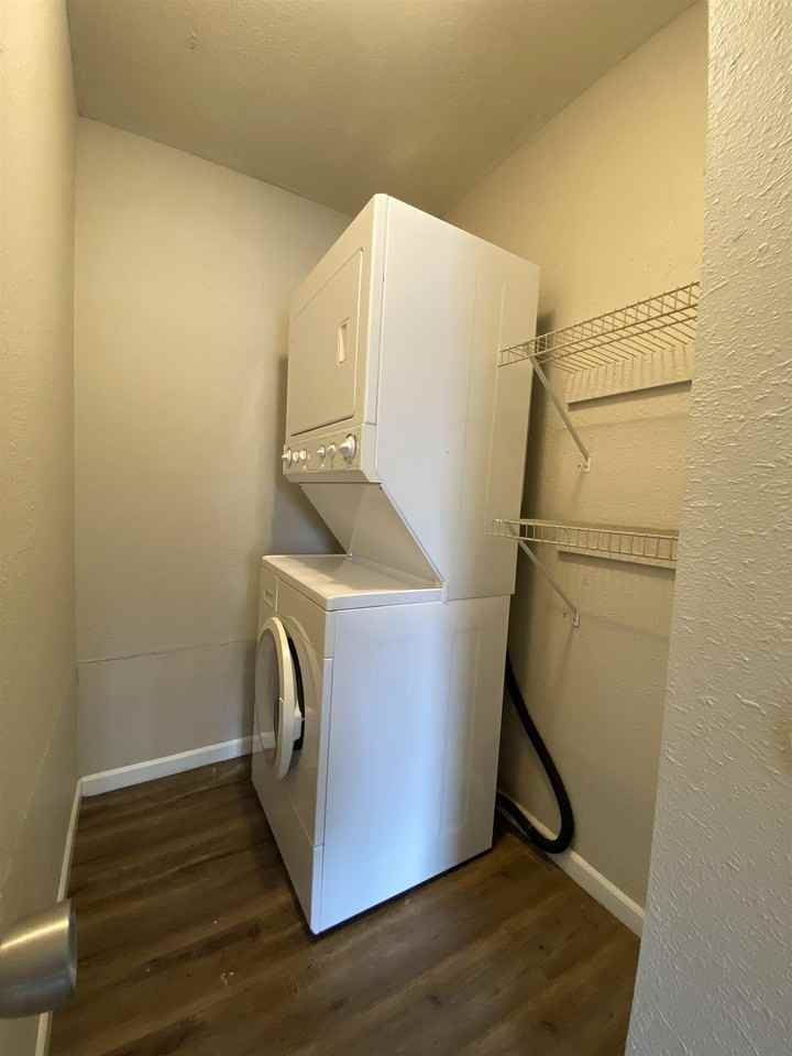 3 27th St - Photo 3 of 10