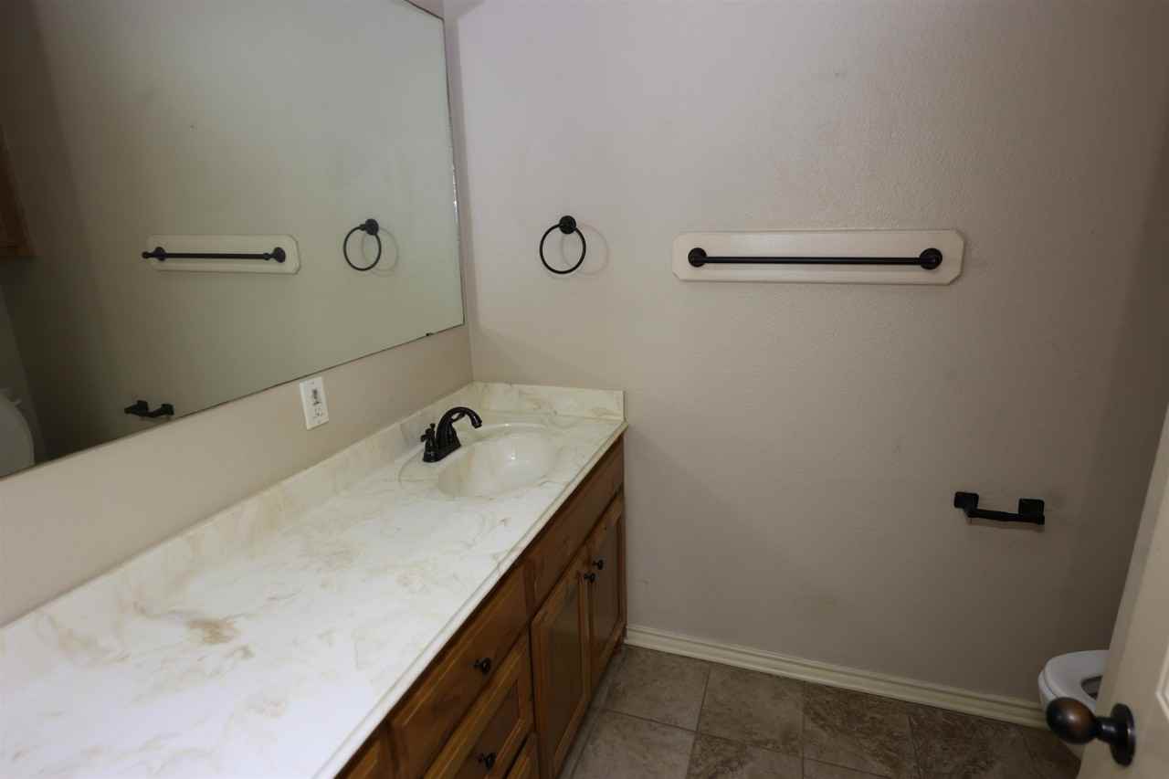 113 Summer Creek Dr - Photo 5 of 14