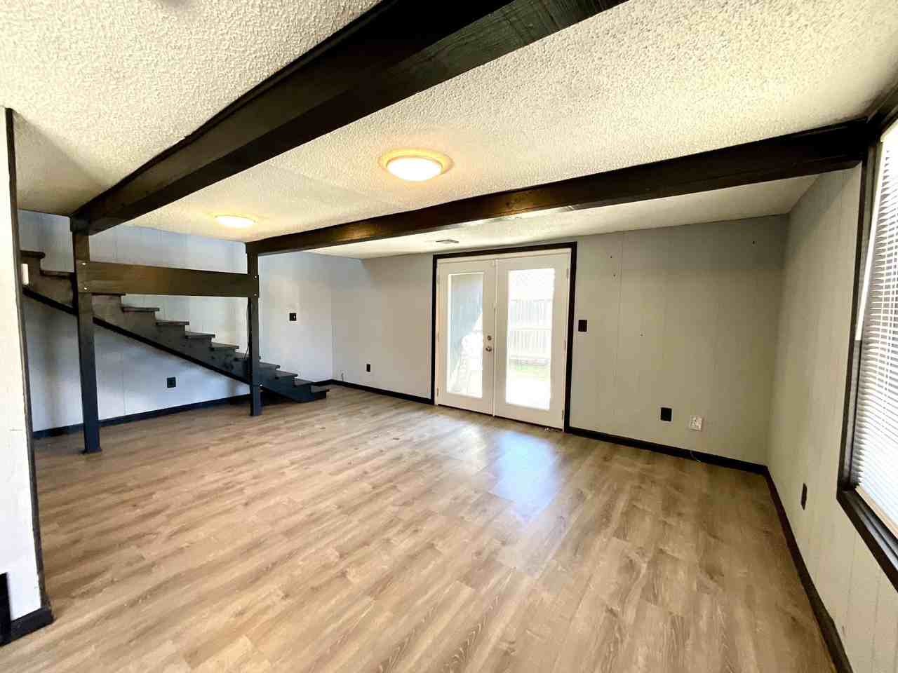 2004 30th St - Photo 2 of 9