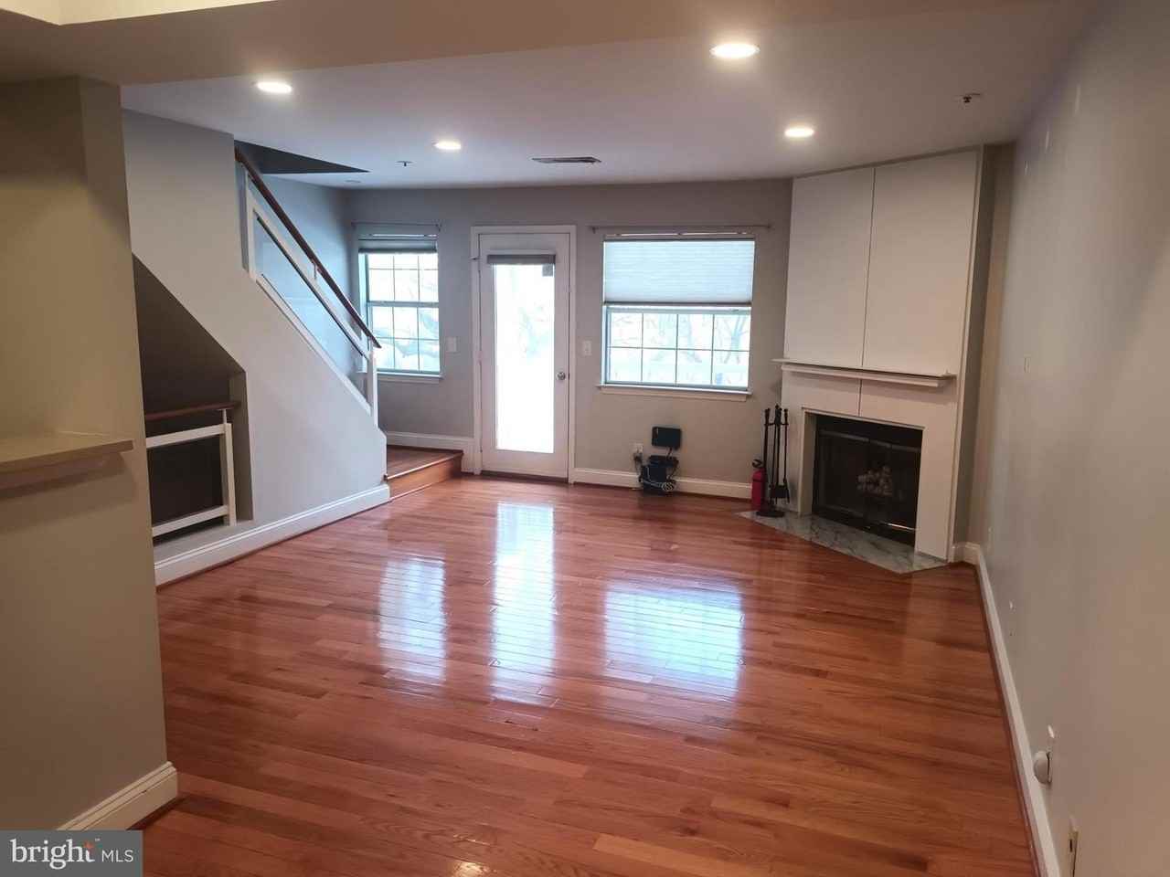 5700 Chapman Mill Dr - Photo 5 of 13