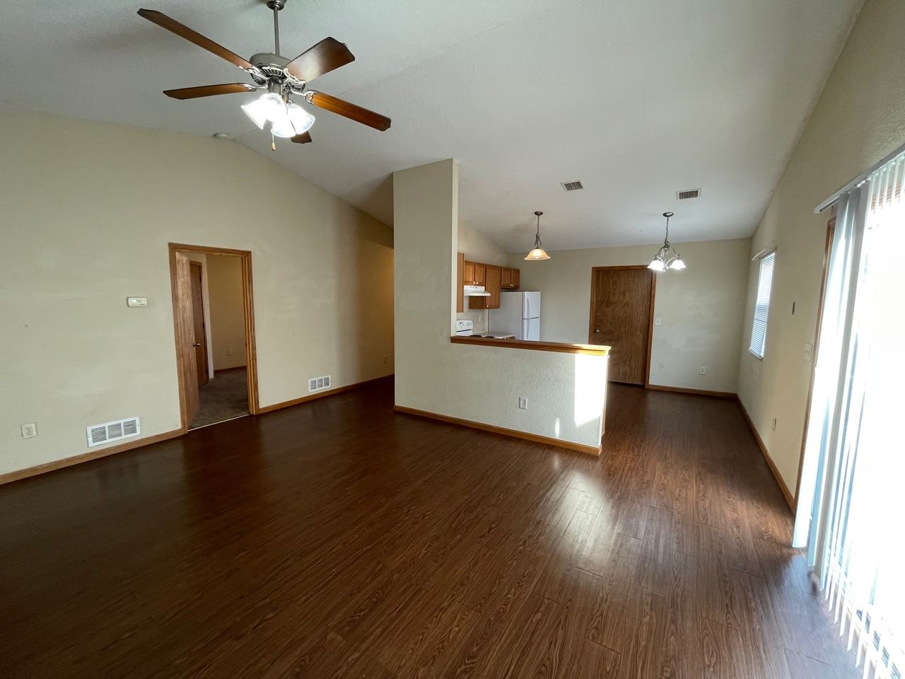 1704 Clover Dr #1 - Photo 4 of 19