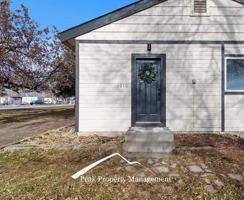 featured image of E 10th N #1010