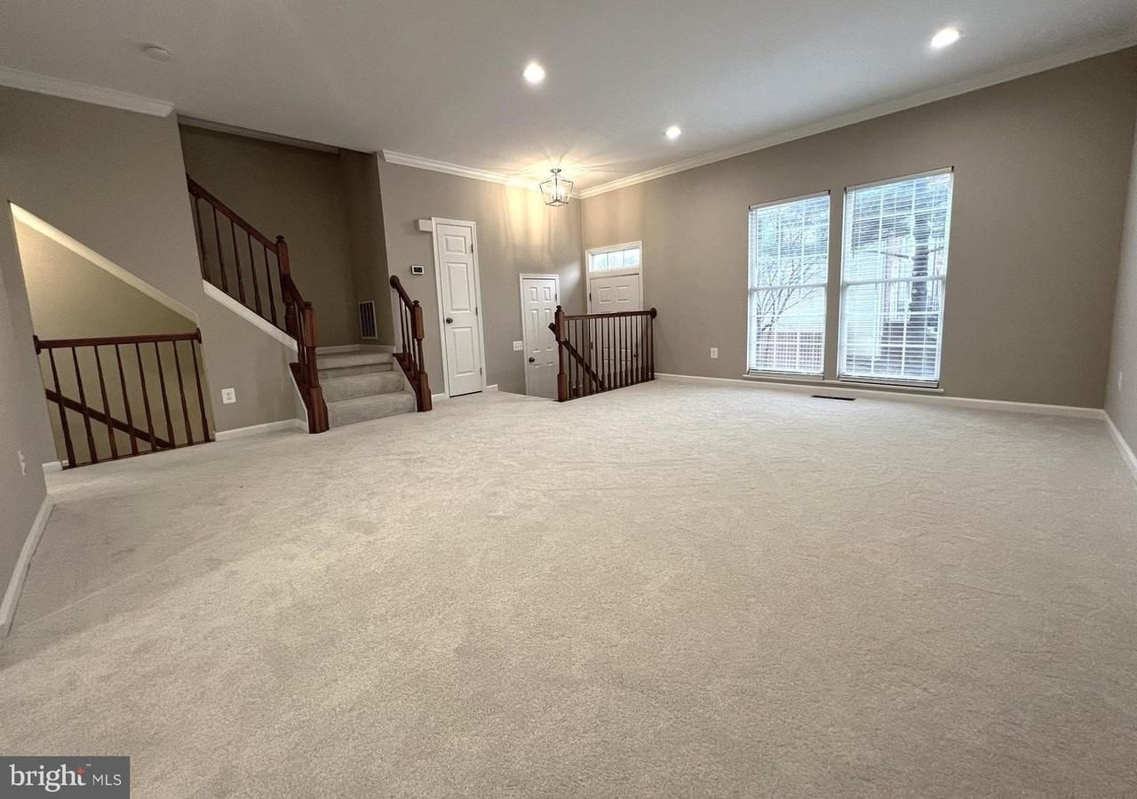 2035 Madrillon Springs Ct - Photo 4 of 50