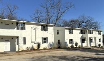 featured image of 410 S Columbia St Apt A1 #A1