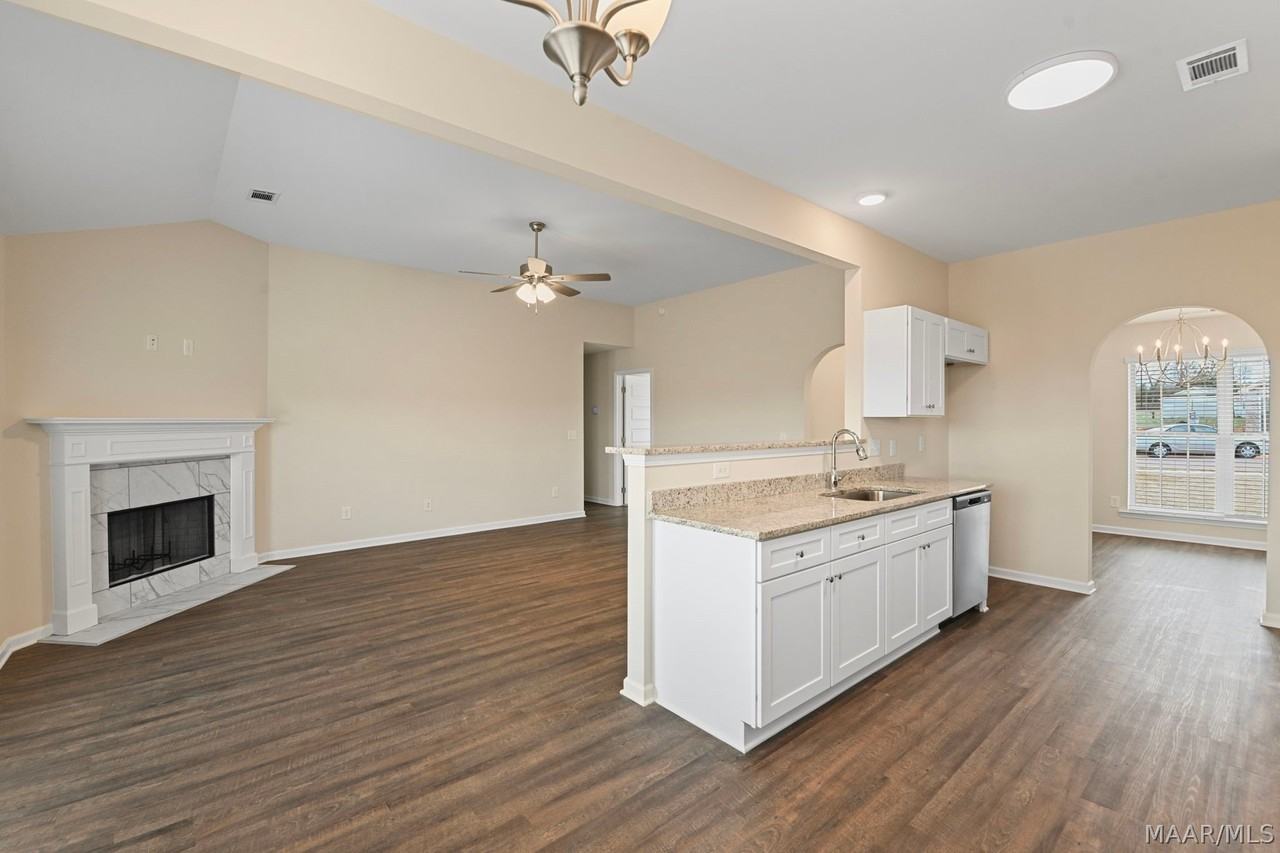 2019 Dawsons Mill Ln - Photo 7 of 33