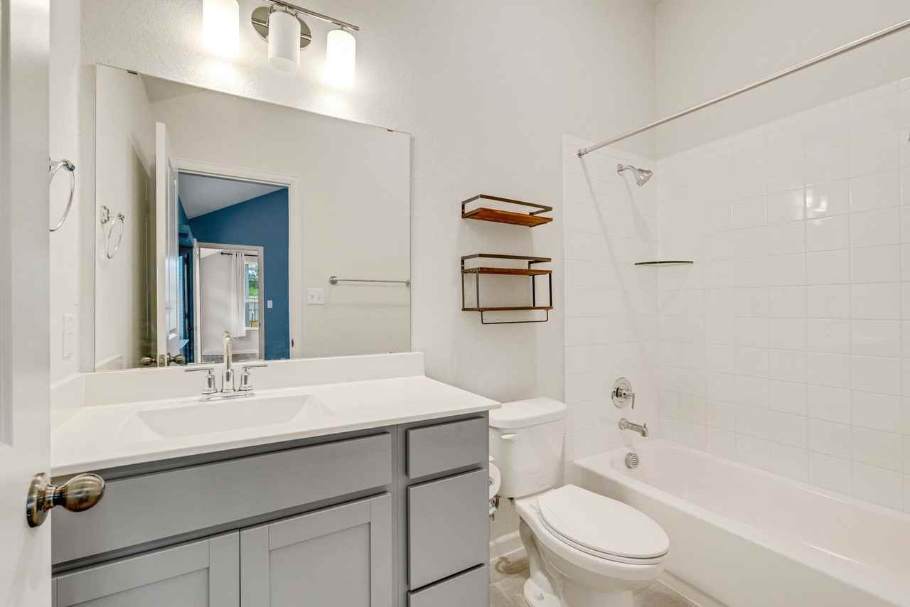 104 Joseph Hawkins Ln #1 - Photo 7 of 31