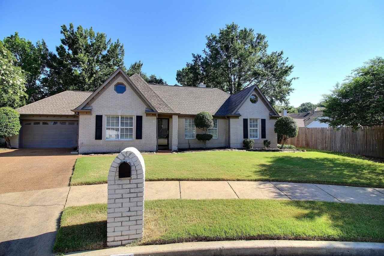 244 Saybrook Cv - Photo 2 of 28