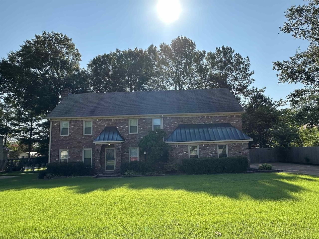 1964 Prestwick Dr - Photo 2 of 27