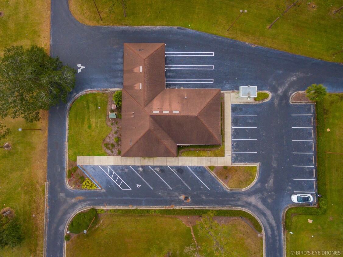 1800 W Oak Ridge Rd #B - Photo 4 of 14