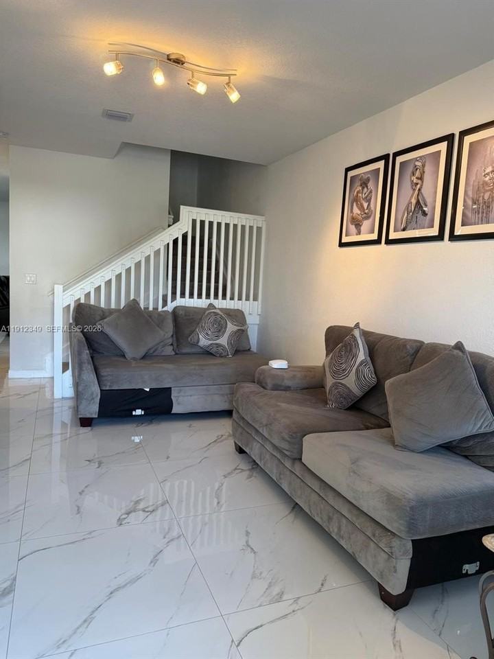 13150 Sw 233rd St #13150 - Photo 6 of 24