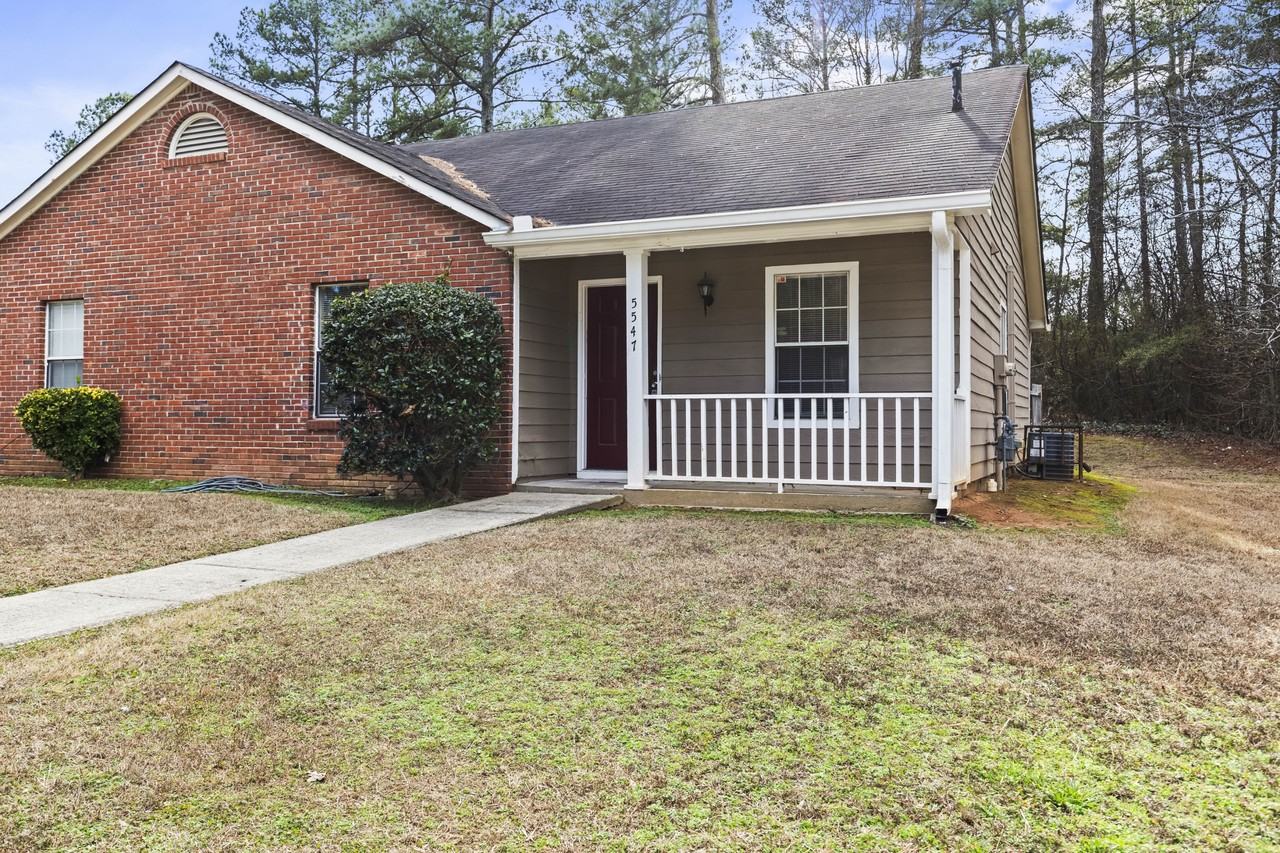 5547 Summer Ln #5547 - Photo 4 of 22