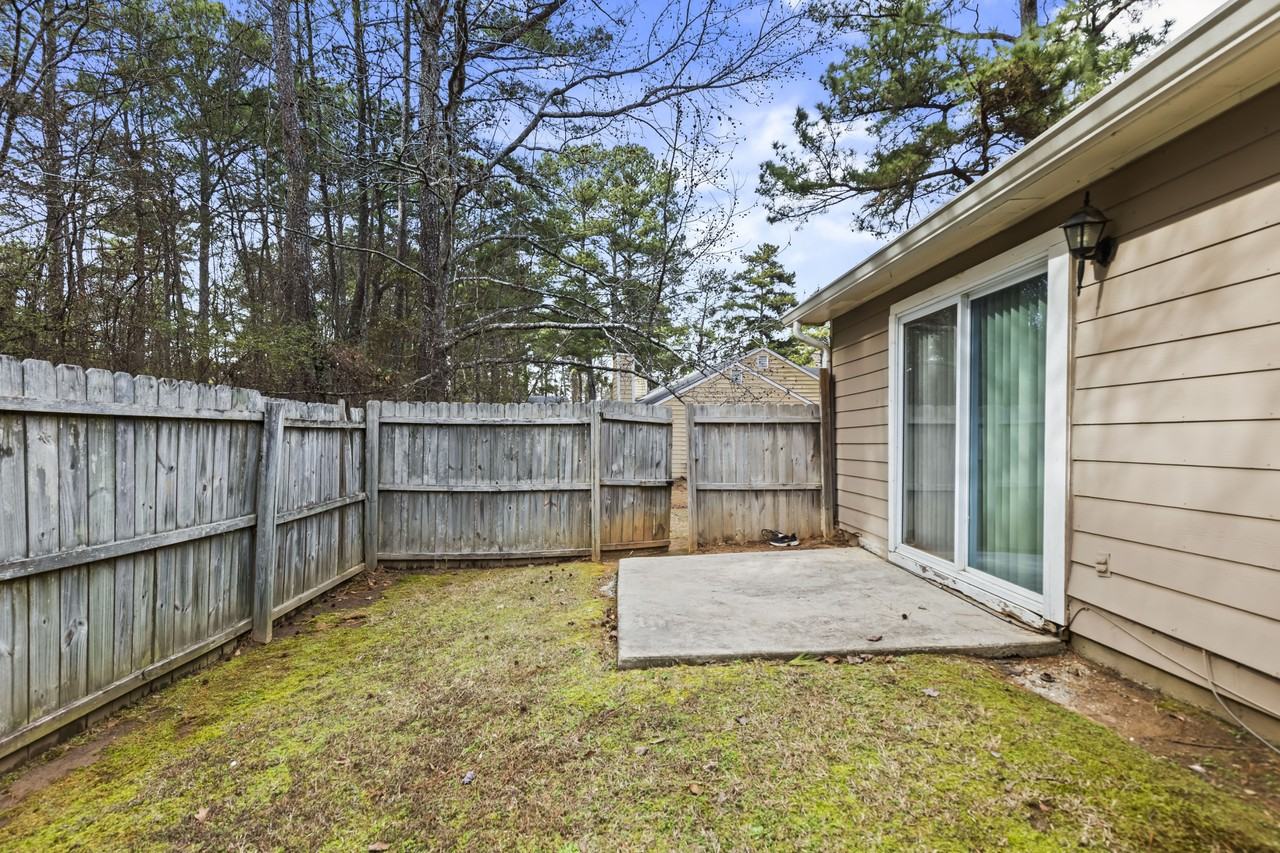 5547 Summer Ln #5547 - Photo 5 of 22