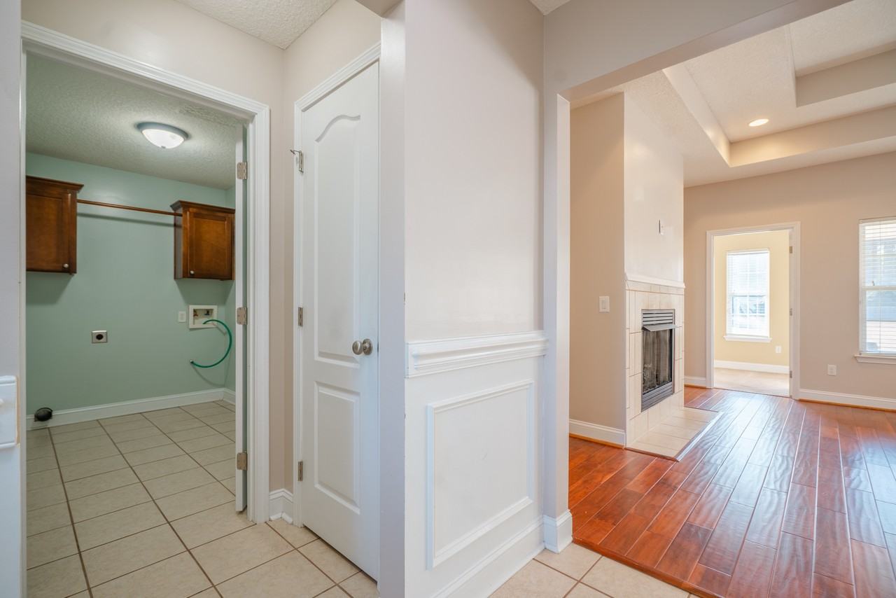 59 Forest St Ne #1 - Photo 6 of 42