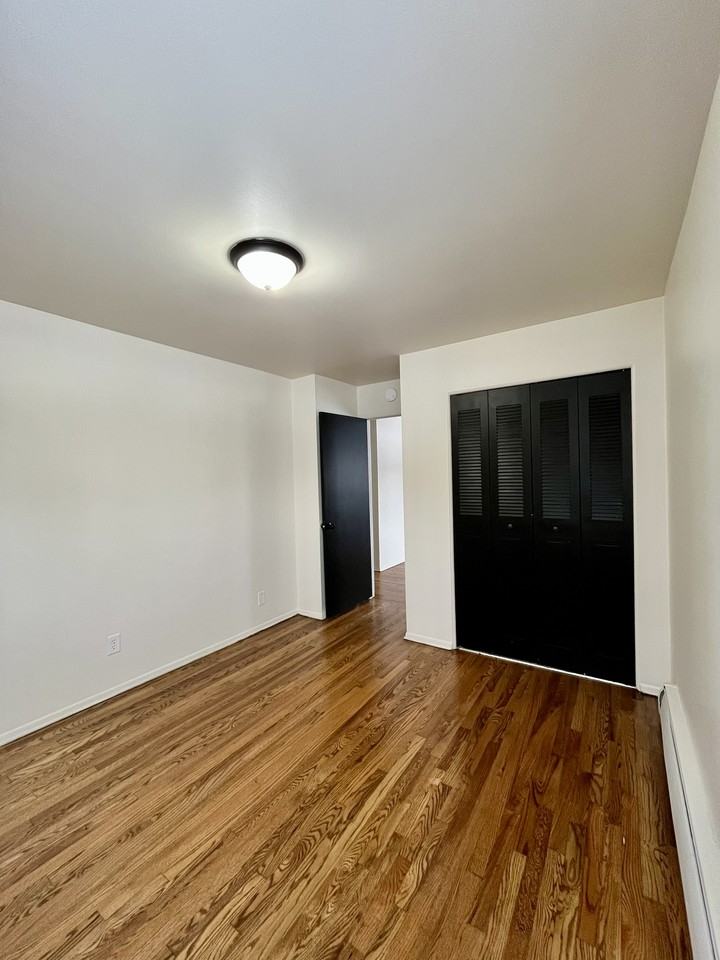 750 Harrison Blvd #5 - Photo 5 of 35