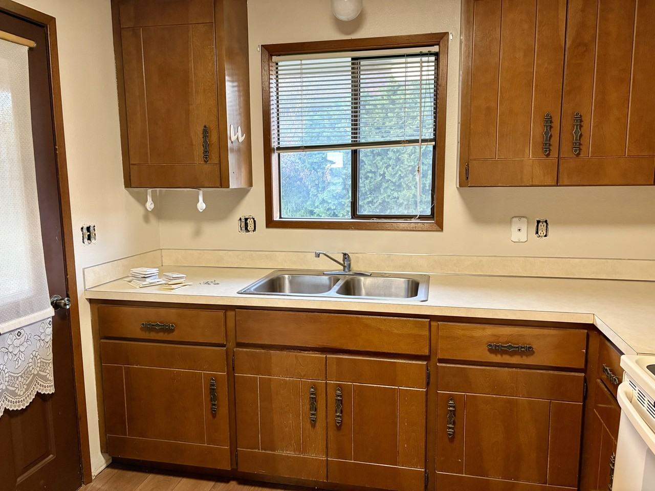 908 Liberty St #C - Photo 4 of 24