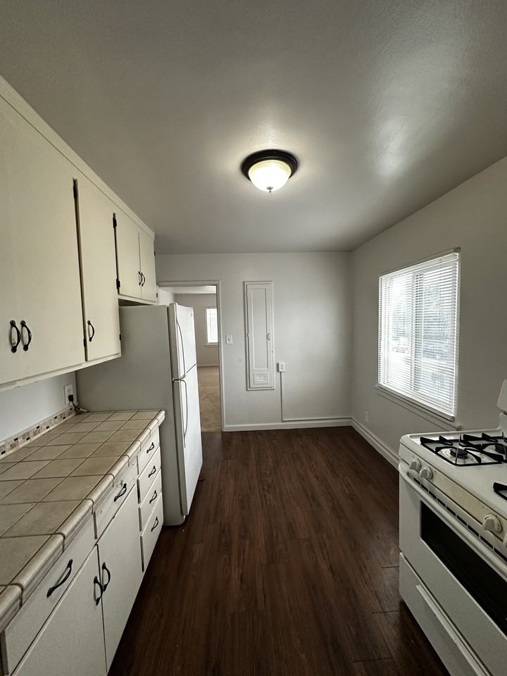 2694 Havenscourt Blvd #2694A - Photo 4 of 12