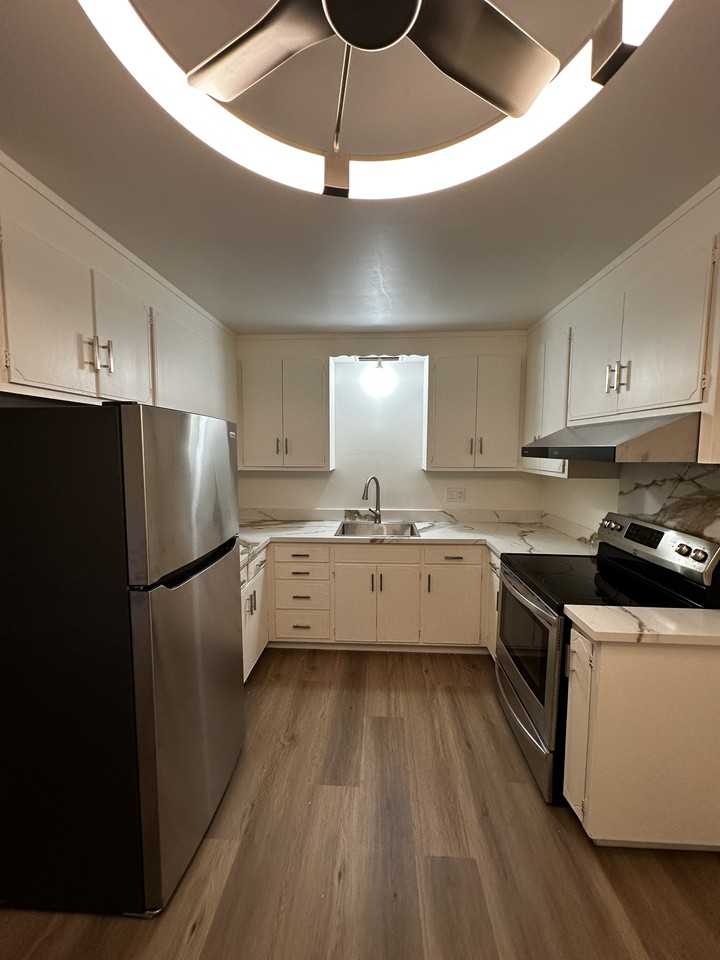 3248 Prentiss St #2 - Photo 4 of 11