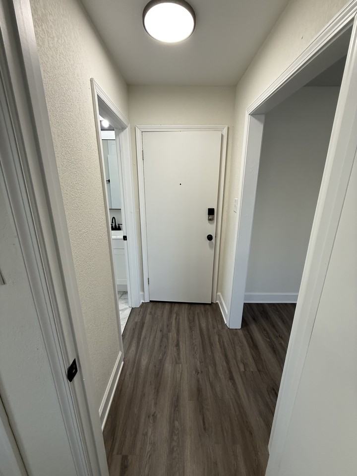 9654 Selby Pl - Photo 6 of 7