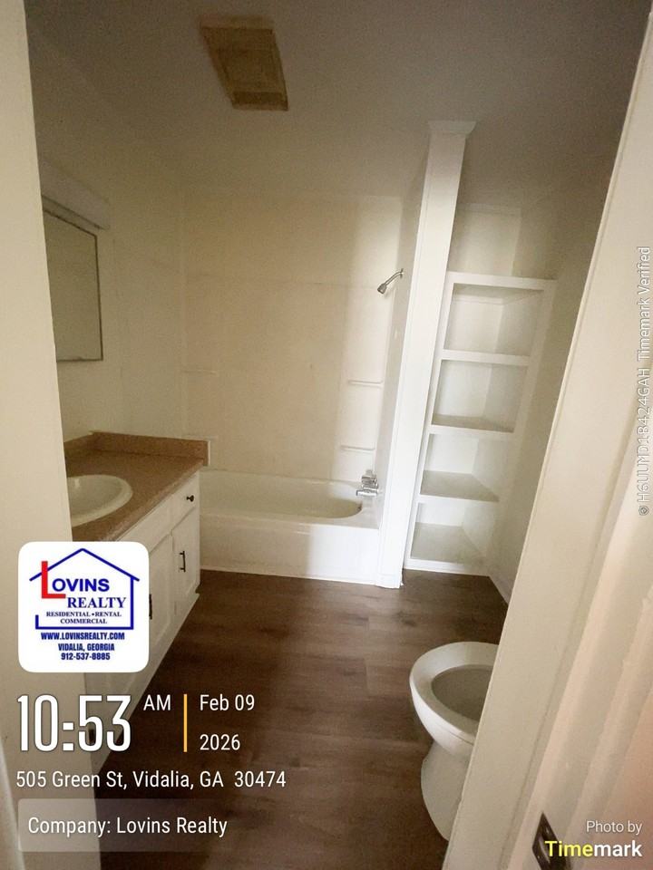 501 Green St #1 - Photo 6 of 9