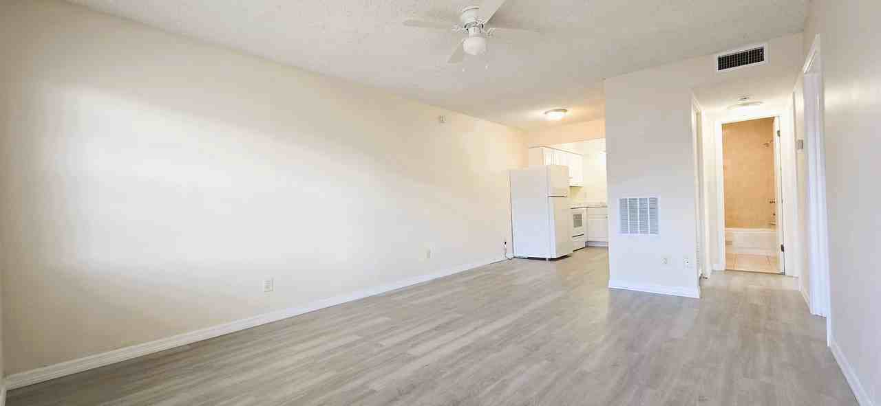 501 E Seminoe Ave - 2 #2 - Photo 2 of 7