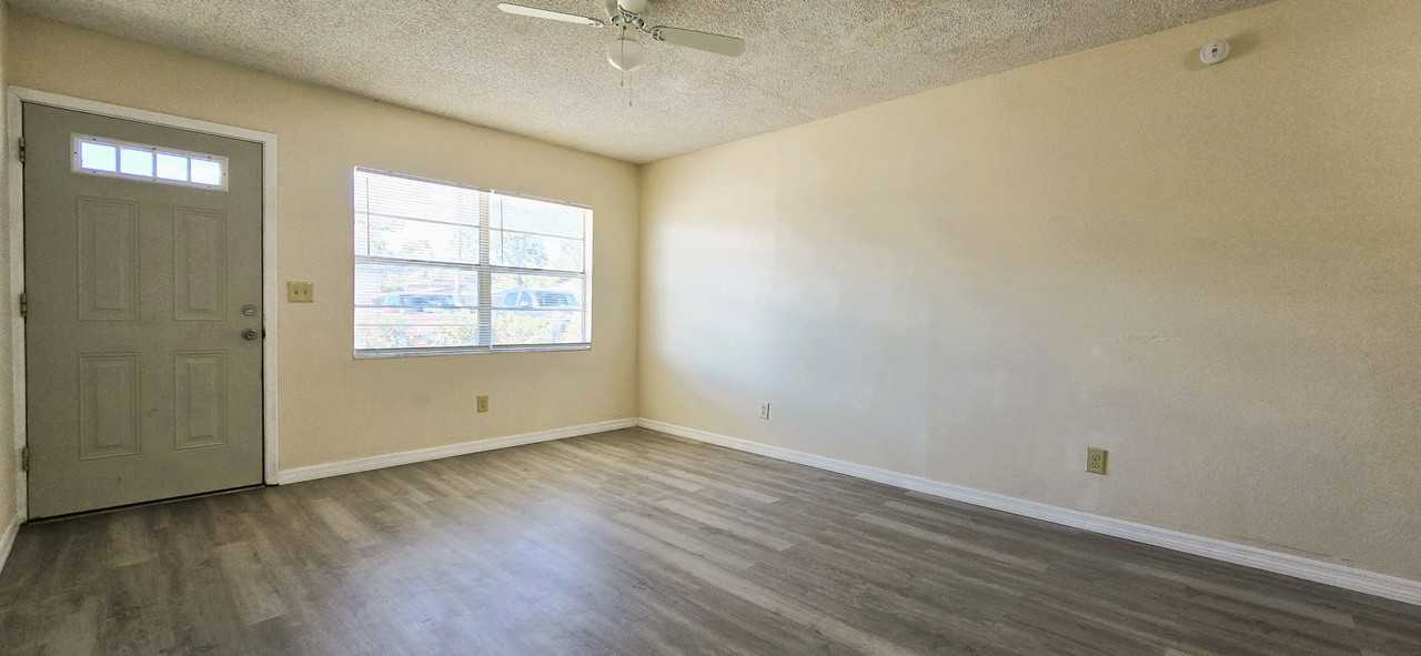 501 E Seminoe Ave - 2 #2 - Photo 3 of 7