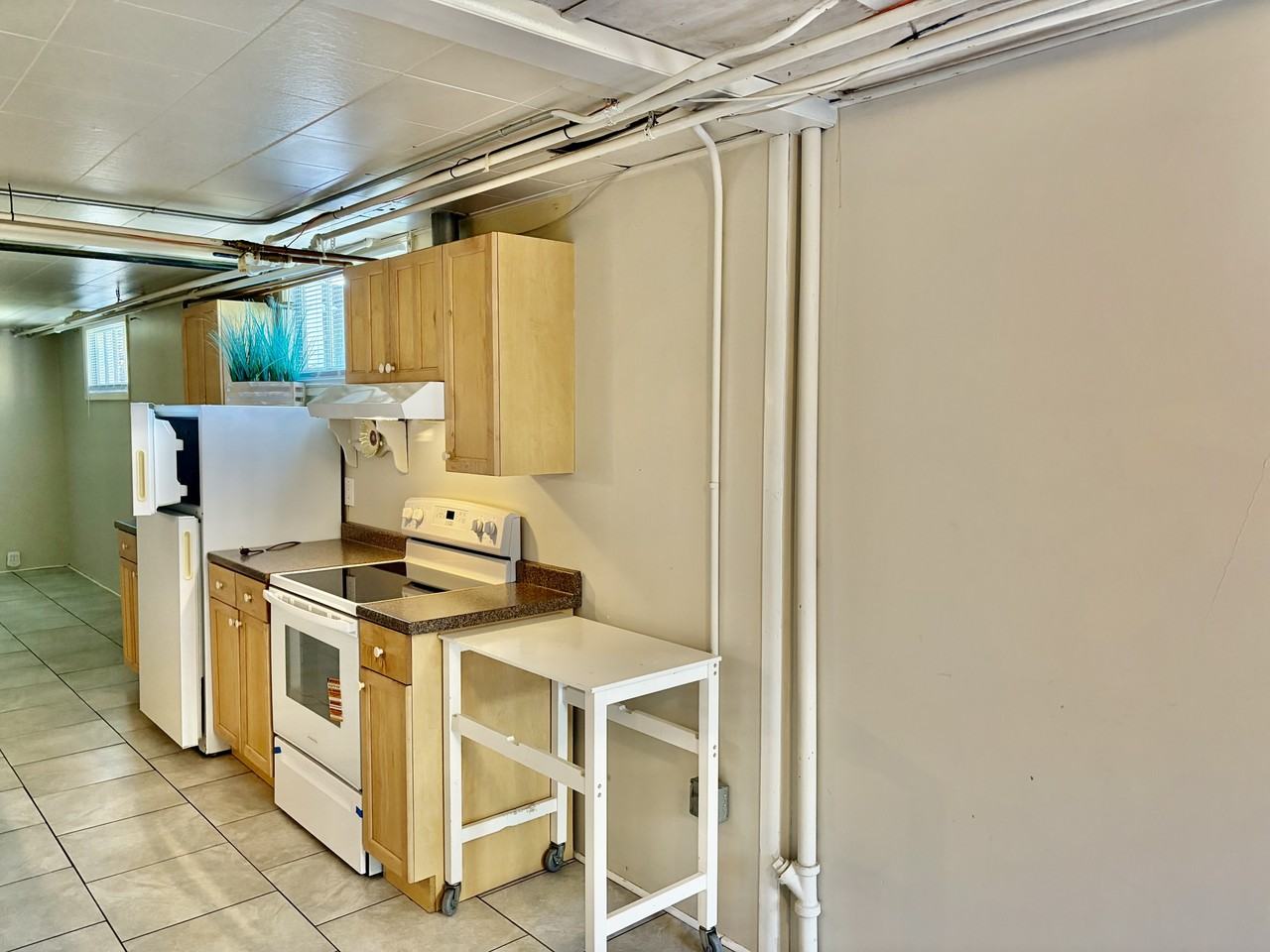 2732 Eldridge Ave #1 - Photo 2 of 23