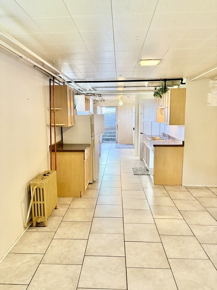 2732 Eldridge Ave #1 - Photo 5 of 23