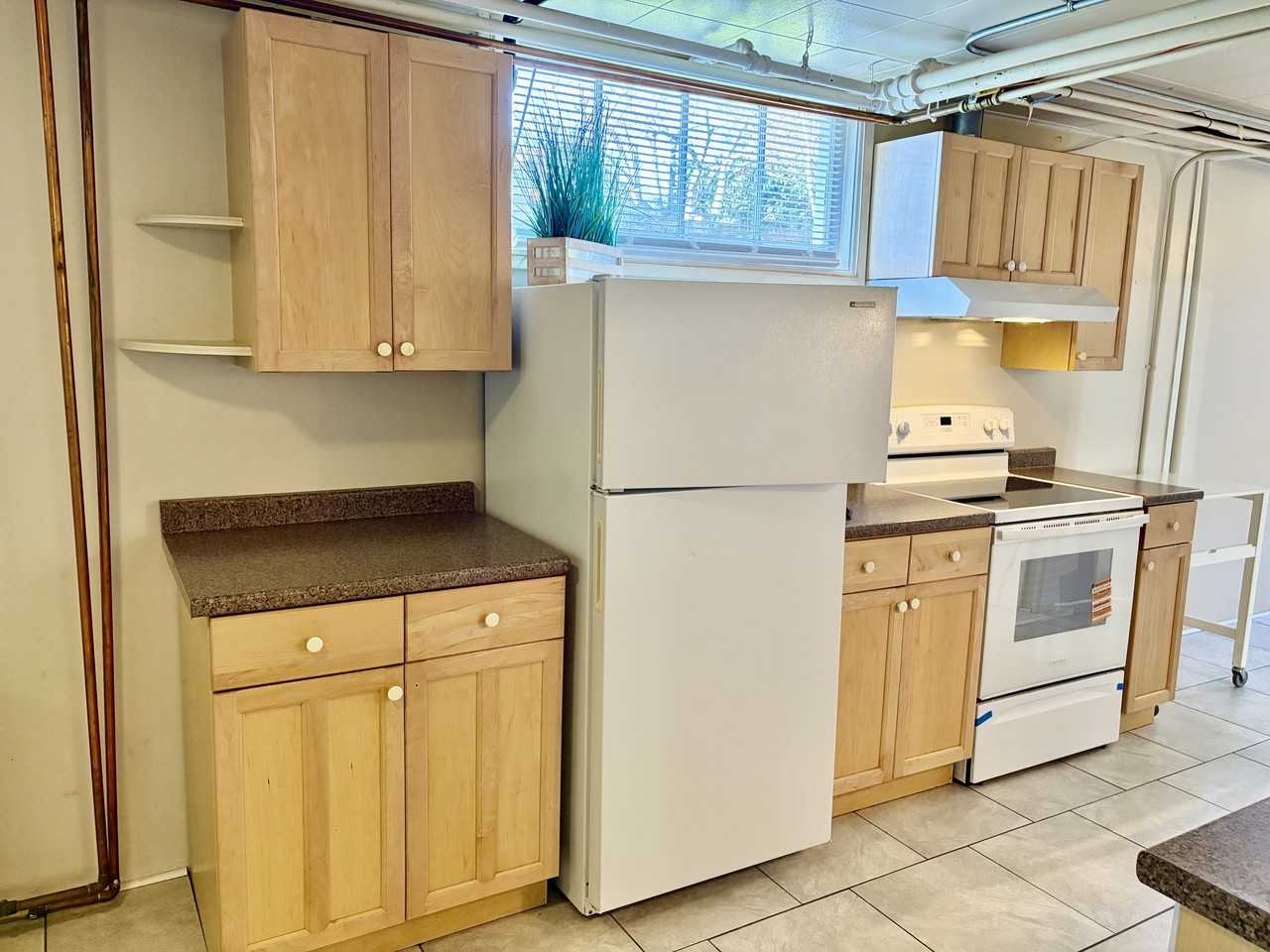 2732 Eldridge Ave #1 - Photo 6 of 23