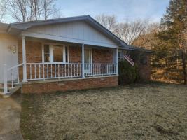 featured image of 137 N Elizabeth St #1