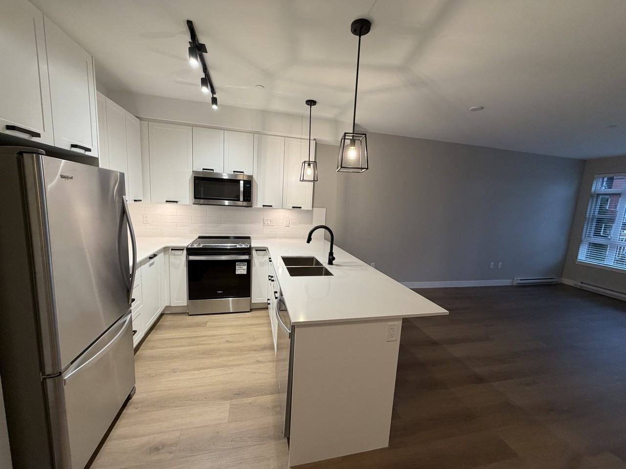 22562 V2x - Maple Ridge #1 - Photo 7 of 31