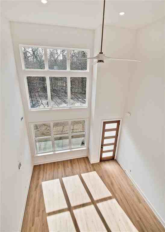 32 Coalburn Dr #1 - Photo 3 of 27