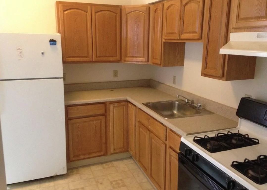 105A William St #1 - Photo 2 of 7