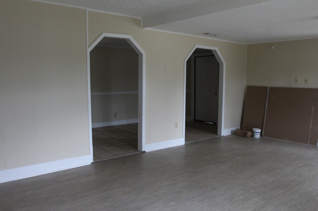 413 Vick St #1 - Photo 2 of 10