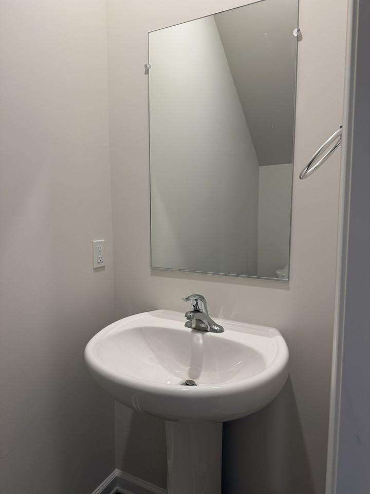 71 Bloomsbury St #0 - Photo 7 of 16