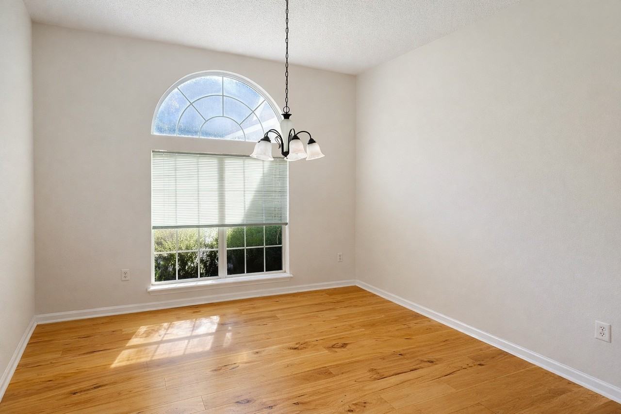 96028 Long Island Pl #1 - Photo 2 of 16