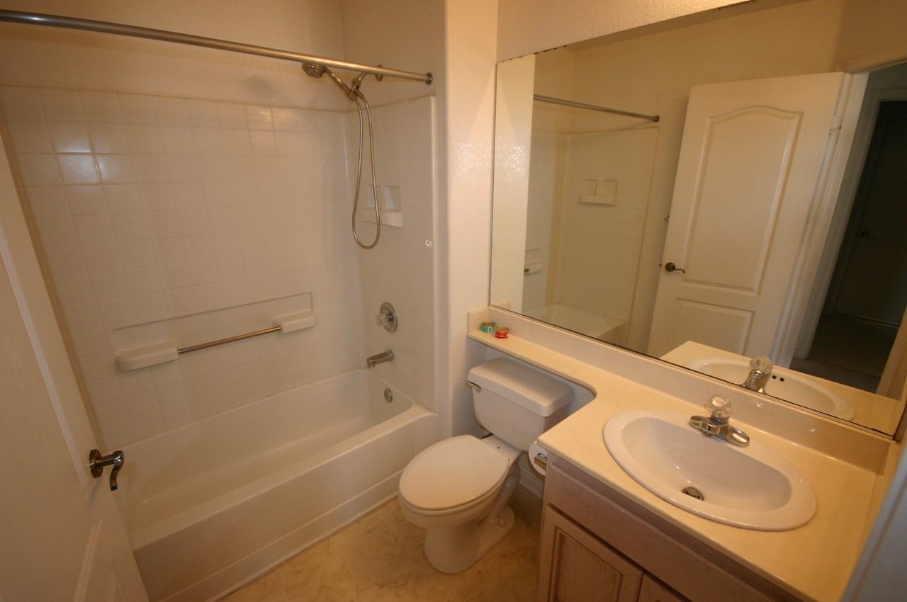 4456 San Joaquin St #1 - Photo 6 of 23