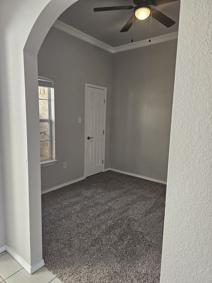 4407 Trevino St #1 - Photo 3 of 10