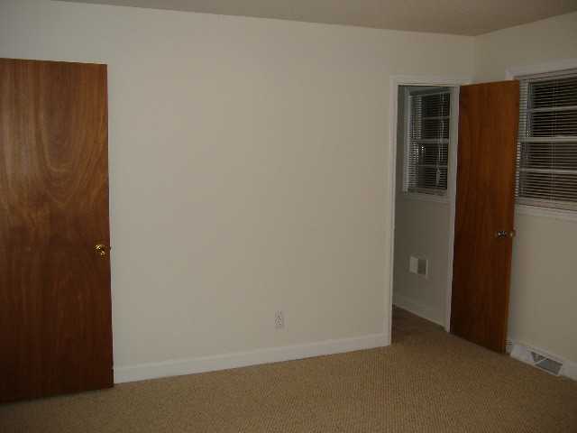 107 Avondale Rd #1 - Photo 5 of 10