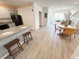 featured image of 327 Pine St