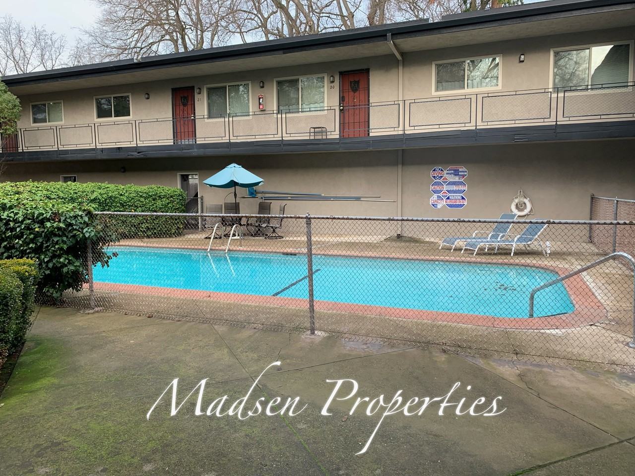 1120 Esplanade - 17 #17 - Photo 3 of 19