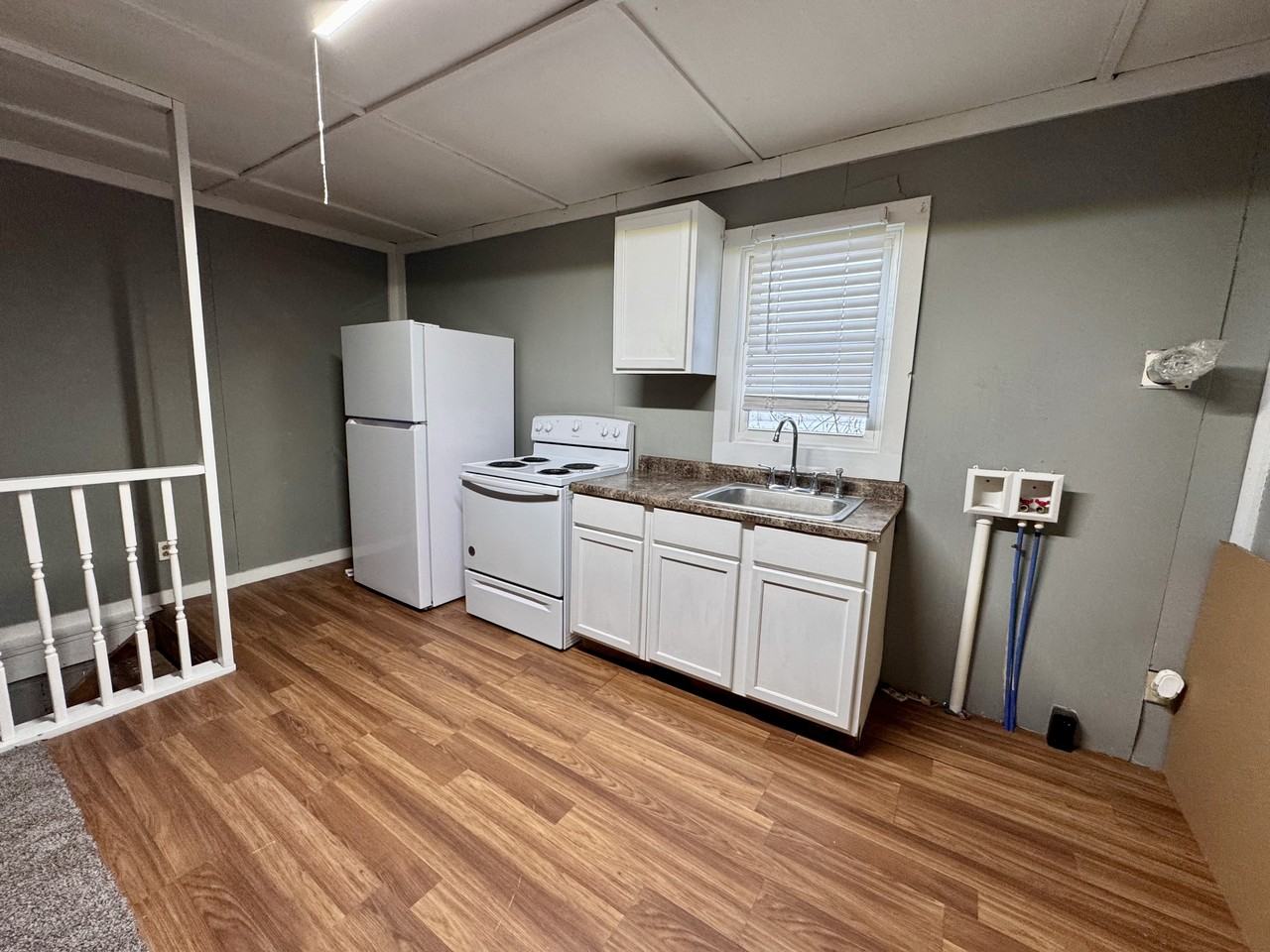 1622 N Webster St #1 - Photo 3 of 11