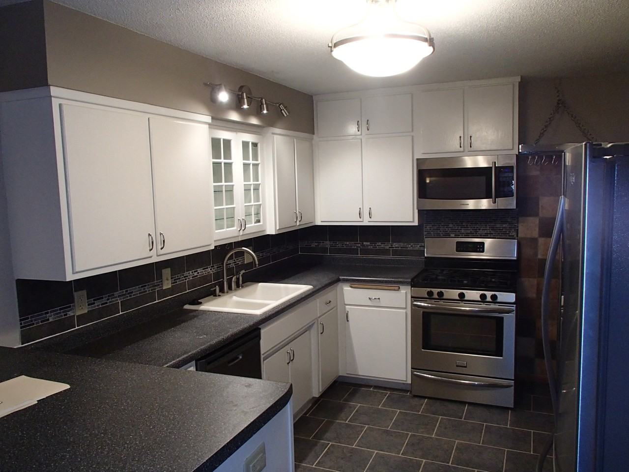 2527 23rd Ave Nw #1 - Photo 7 of 19