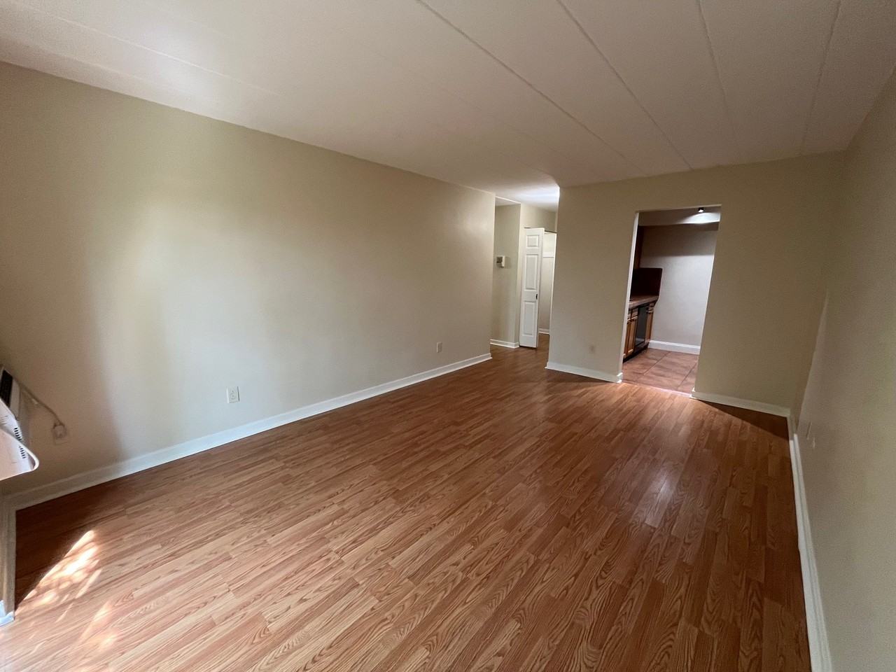 151 Robinson St #33 - Photo 7 of 21