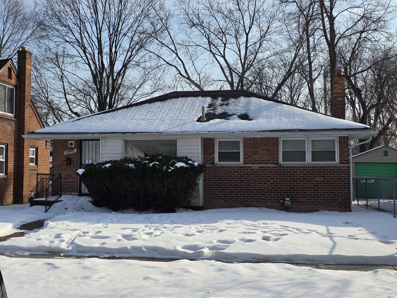 22431 Lyndon St #1 - Photo 2 of 3