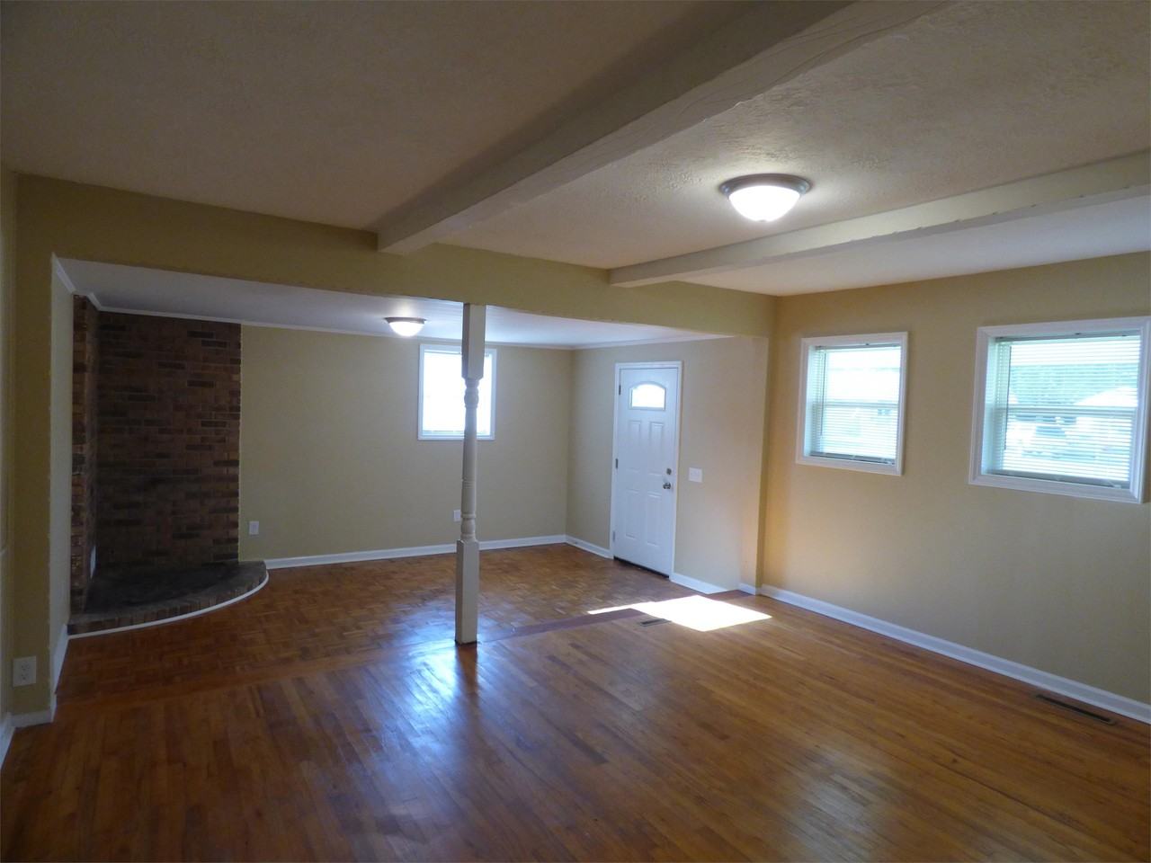 901 Barn St #1 - Photo 2 of 10