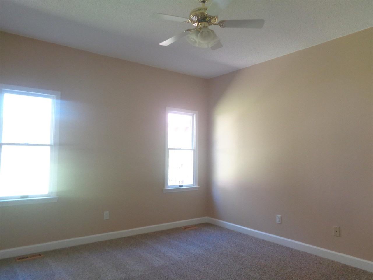 6129 Powell Ridge Rd #1 - Photo 7 of 10