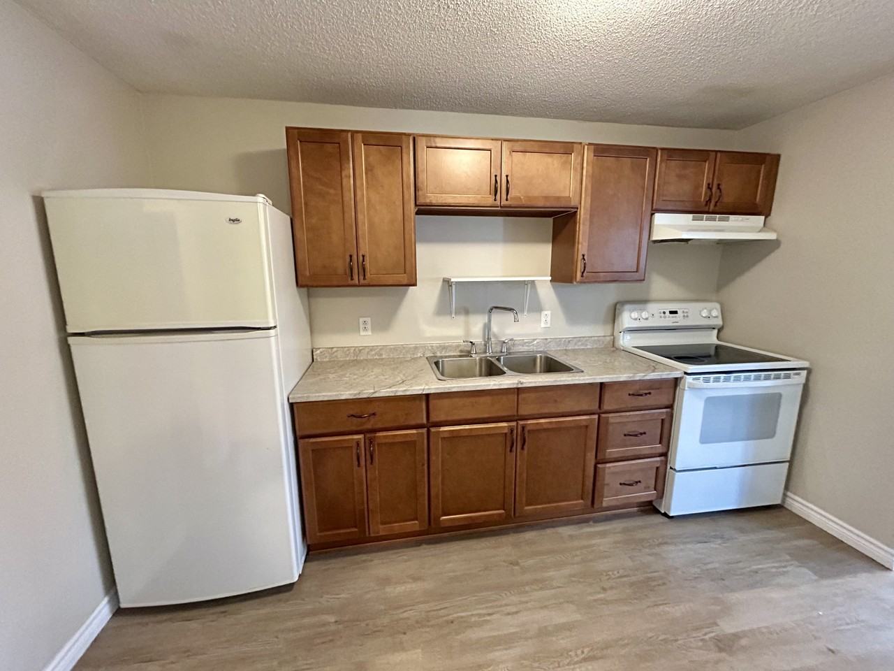 1 Webb Pl #A - Photo 3 of 8