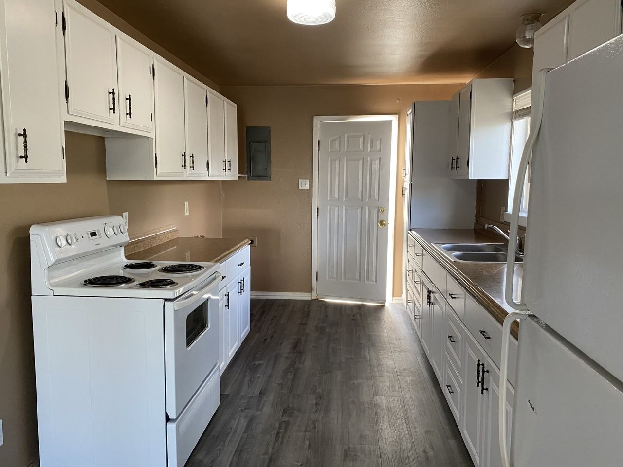 267 W 500 N #1 - Photo 2 of 11