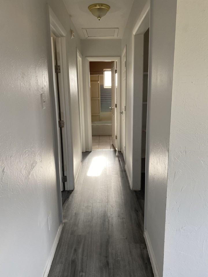 267 W 500 N #1 - Photo 7 of 11